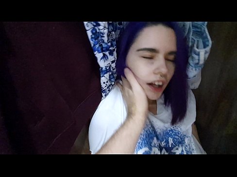 ❤️ Менің әпкемді шкафтан тауып алып, оған спермы көмектесті ❤️❌ Секс видео бойынша бізде ☑